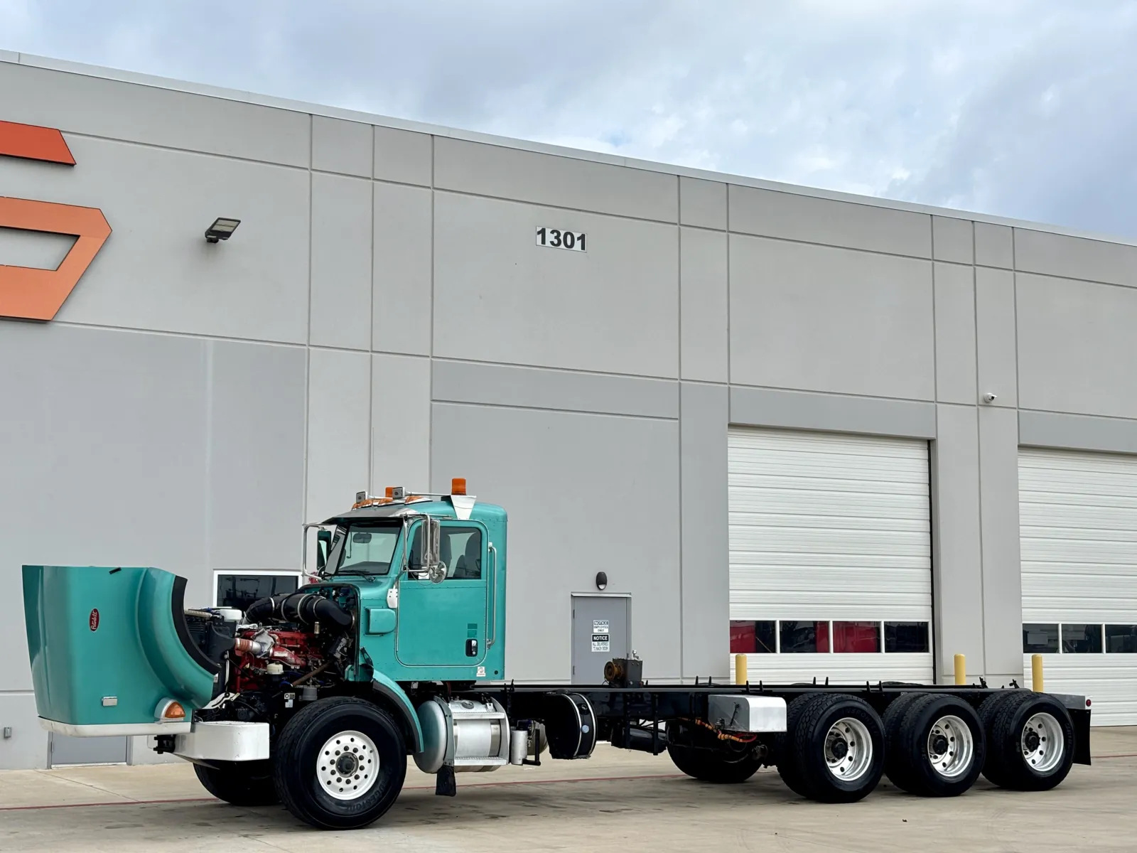 2013 Peterbilt 365 — photo 10