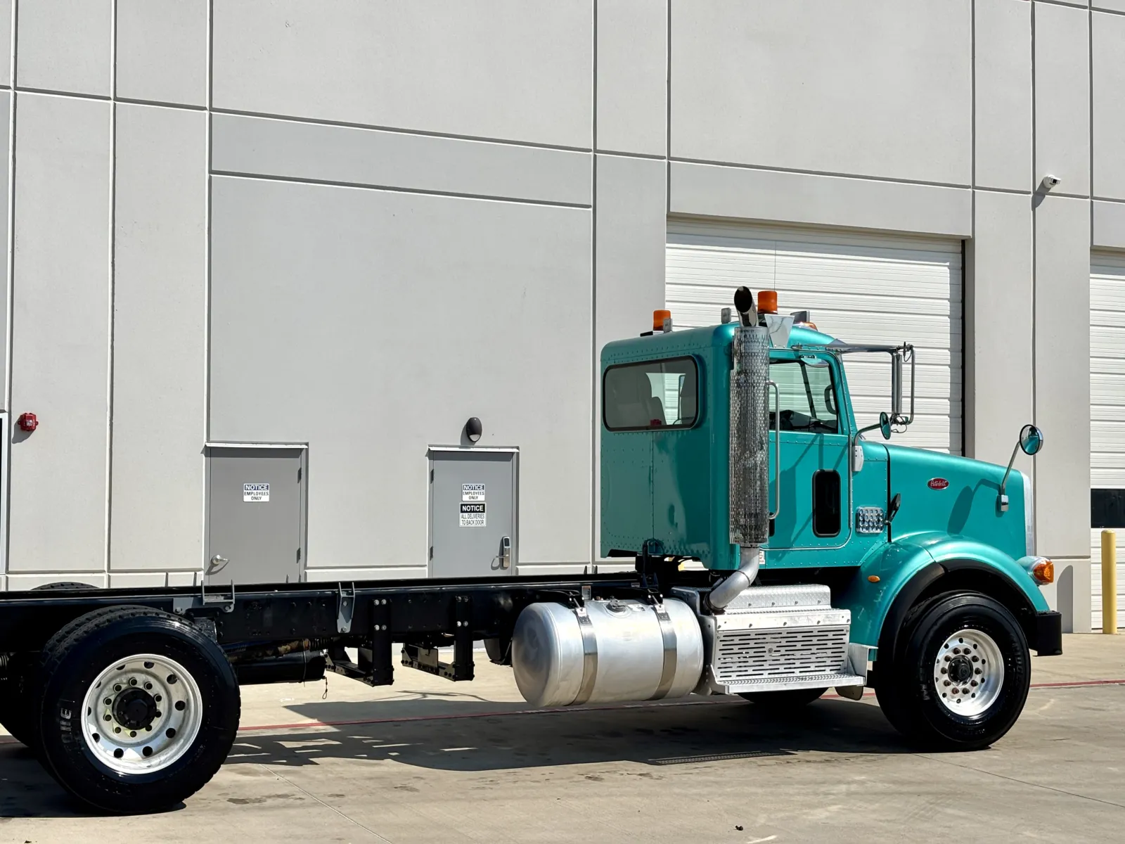 2014 Peterbilt 365 — photo 7