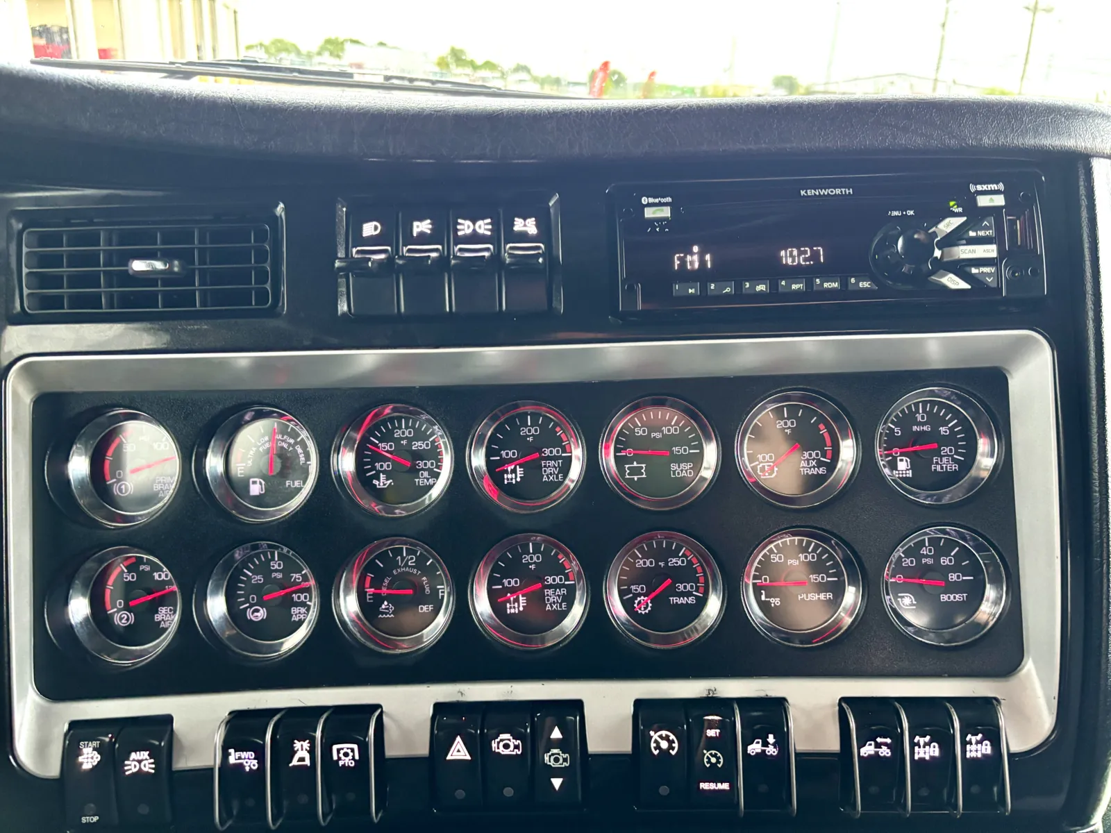 2016 Kenworth T800 — photo 18