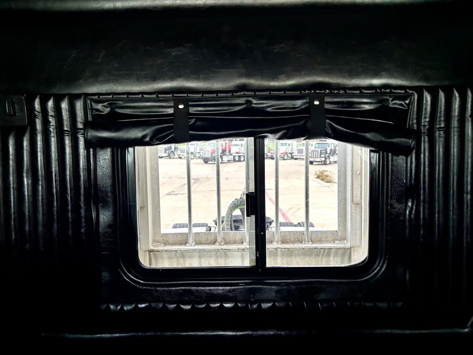 2016 Kenworth T800 — photo 23