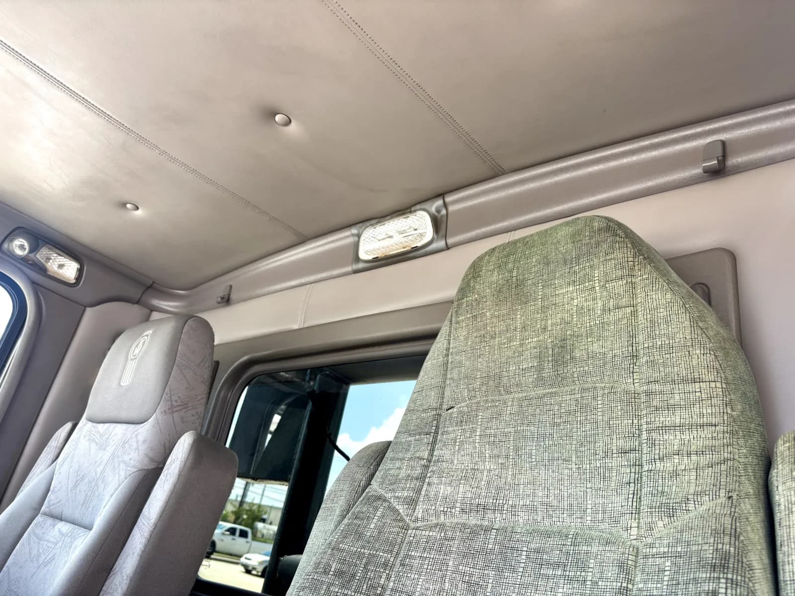 2008 Kenworth T800 — photo 20