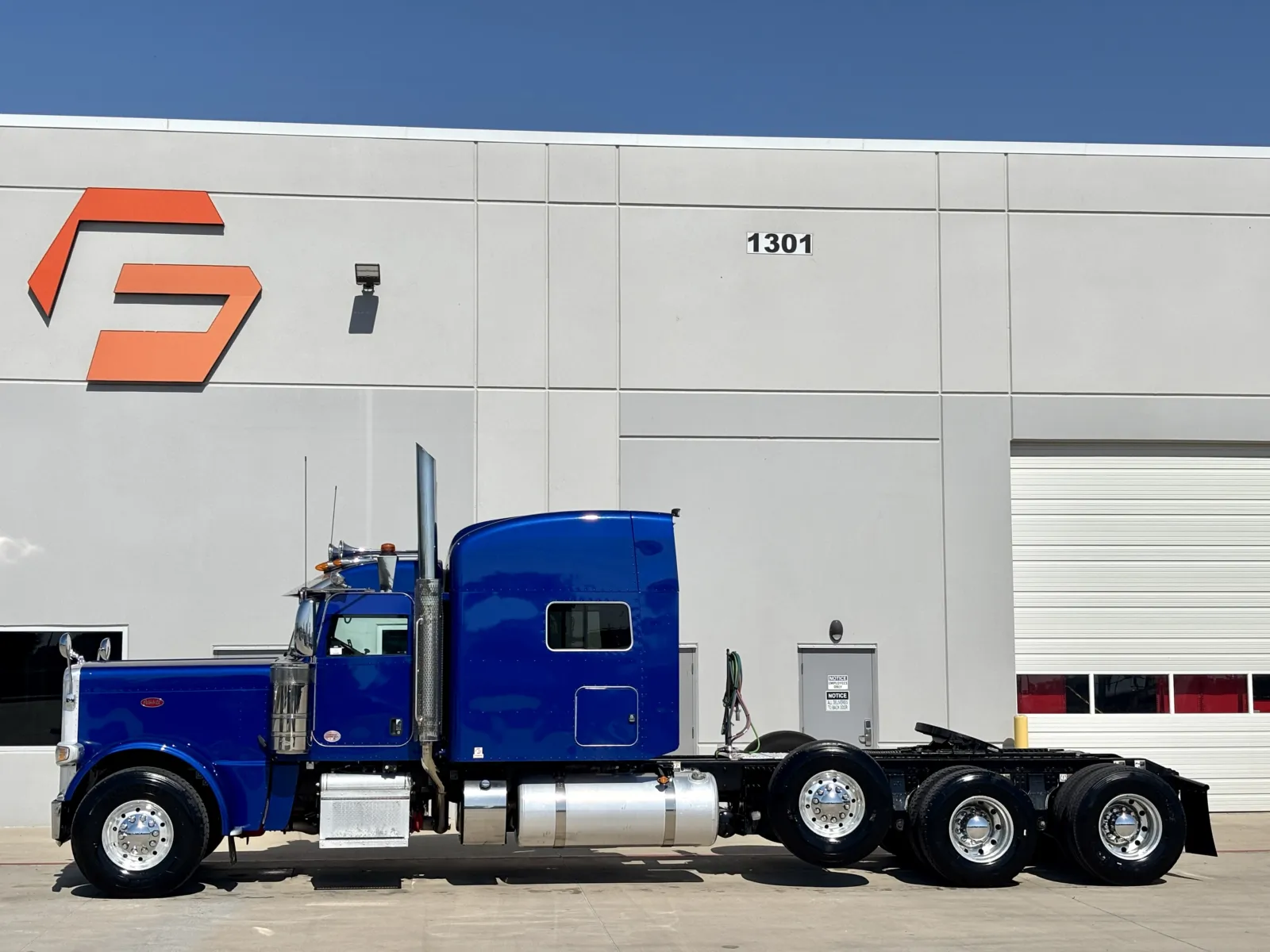 2024 Peterbilt 389 — photo 4