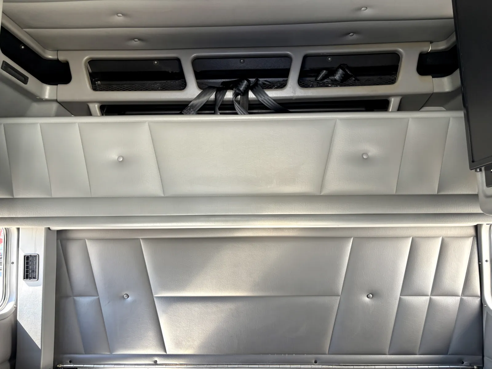 2024 Peterbilt 389 — photo 22