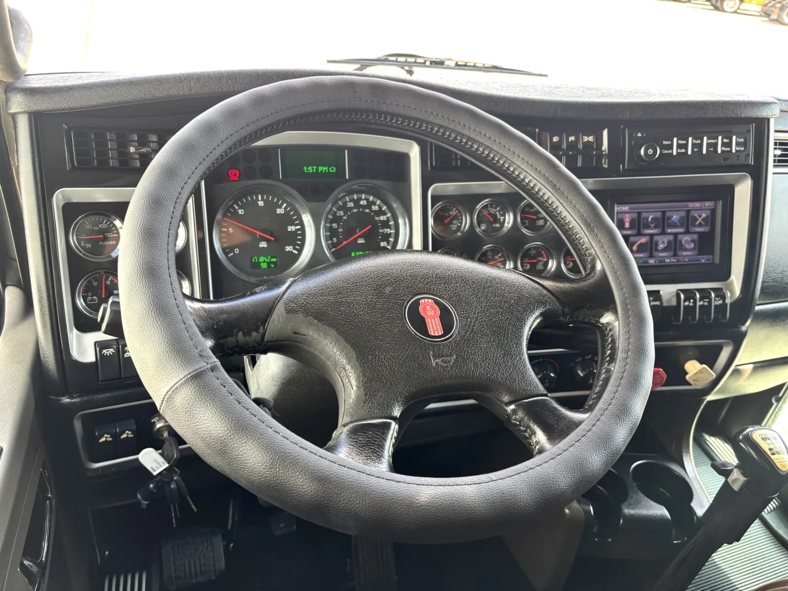 2013 Kenworth T800 — photo 16