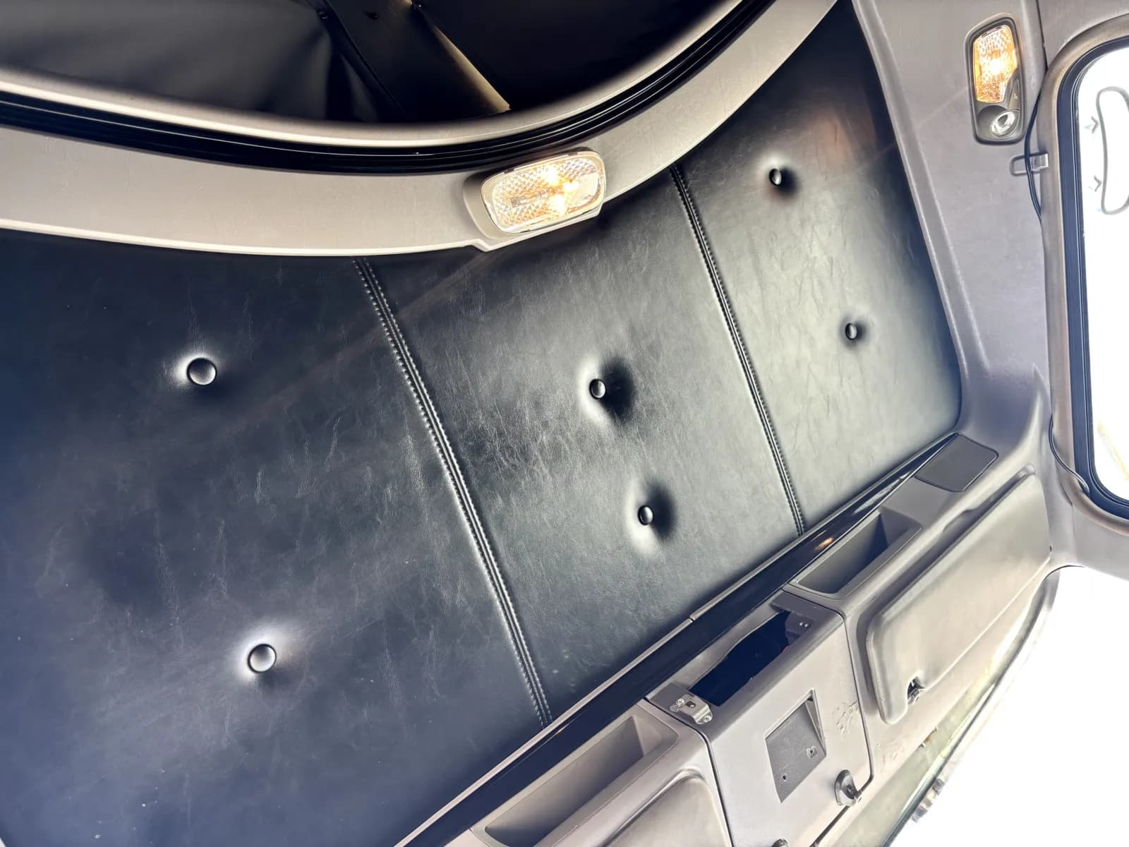 2013 Kenworth T800 — photo 21