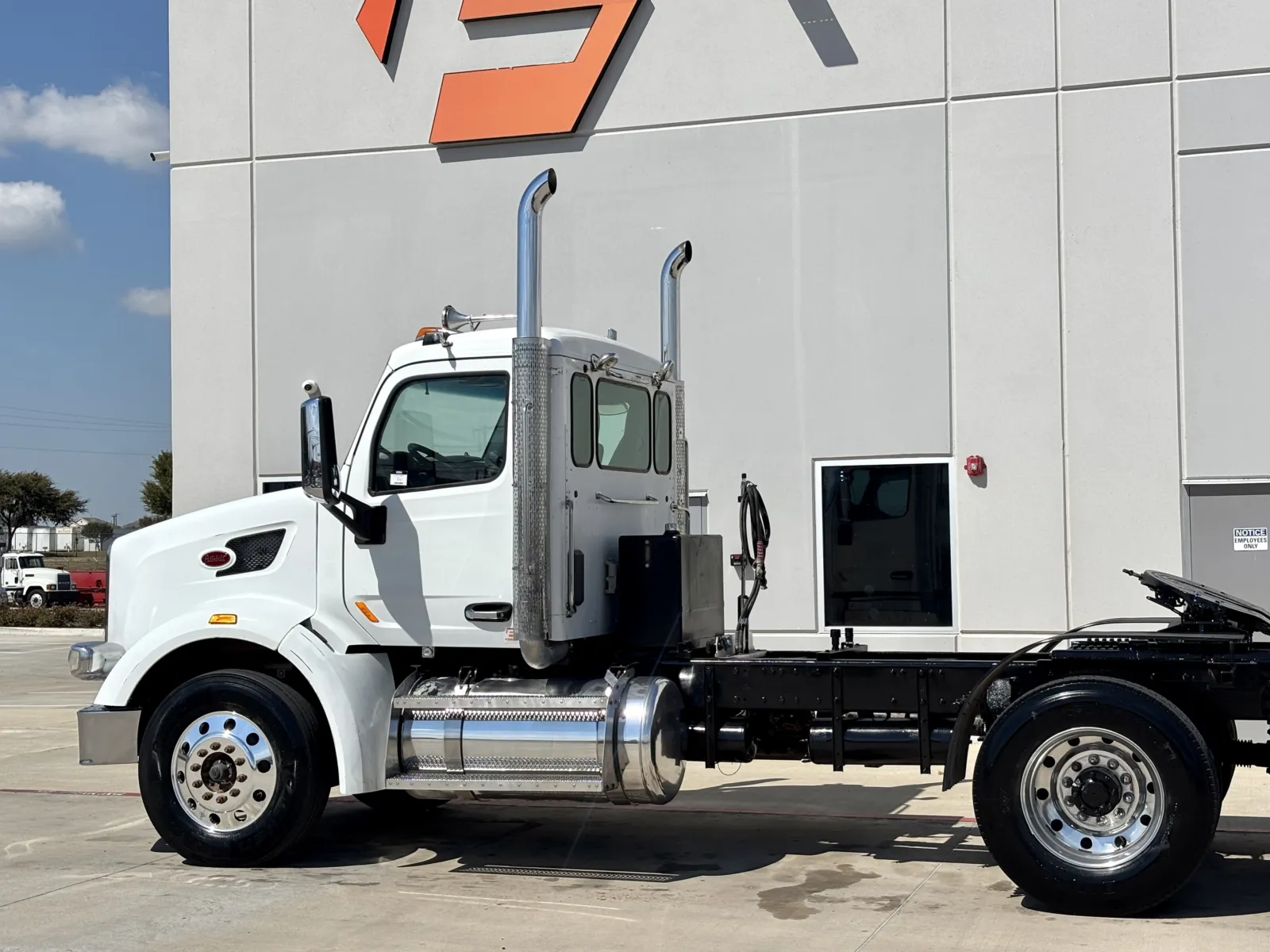 2014 Peterbilt 567 — photo 8