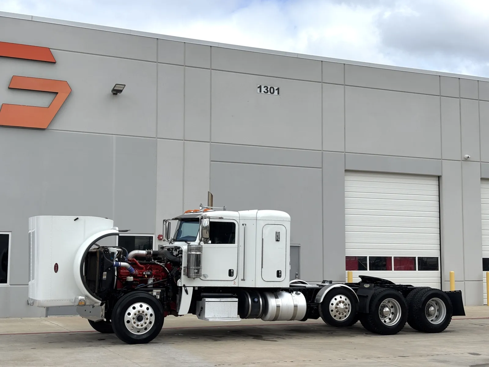 2020 Peterbilt 389 — photo 10