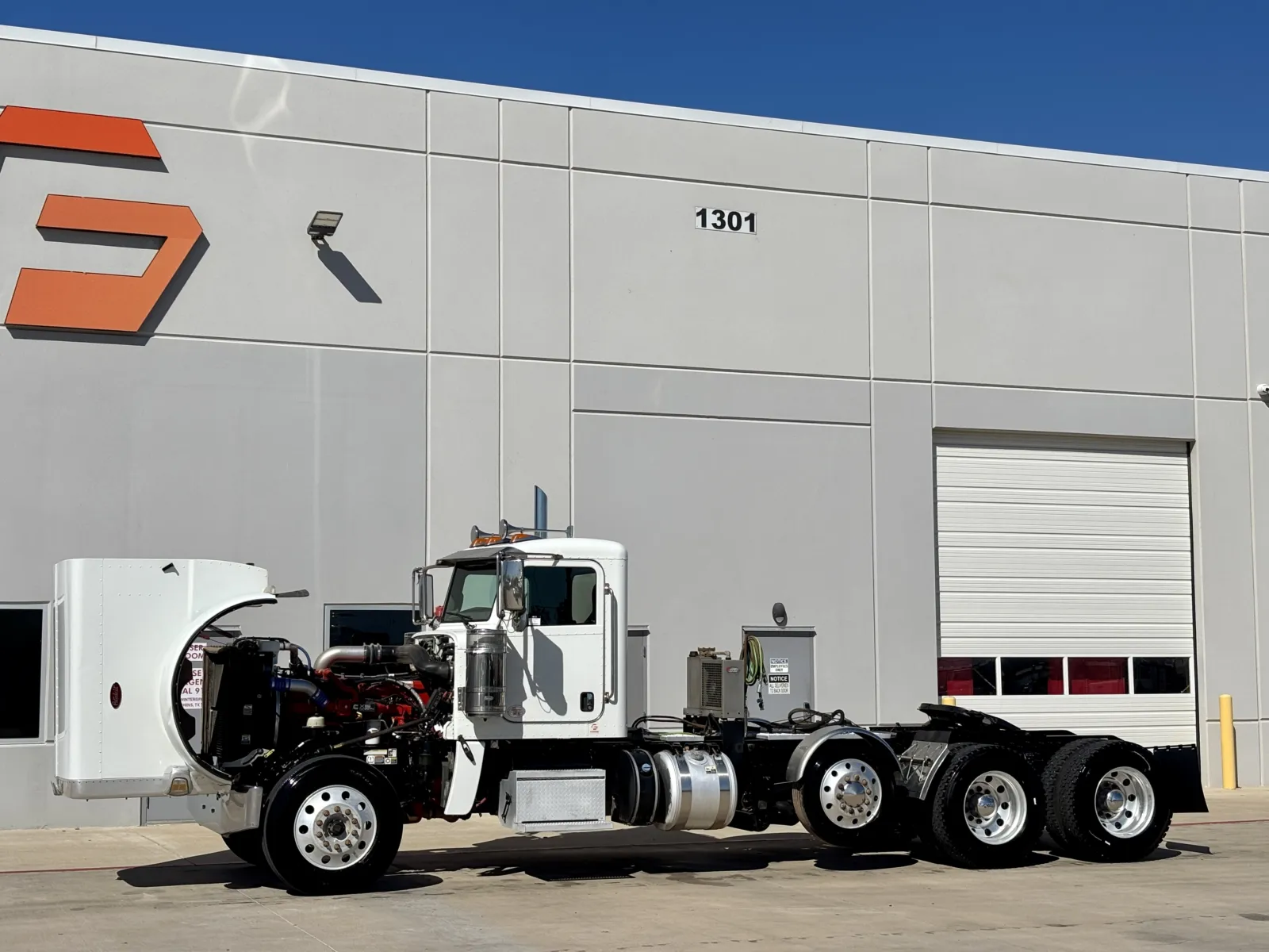 2020 Peterbilt 389 — photo 10