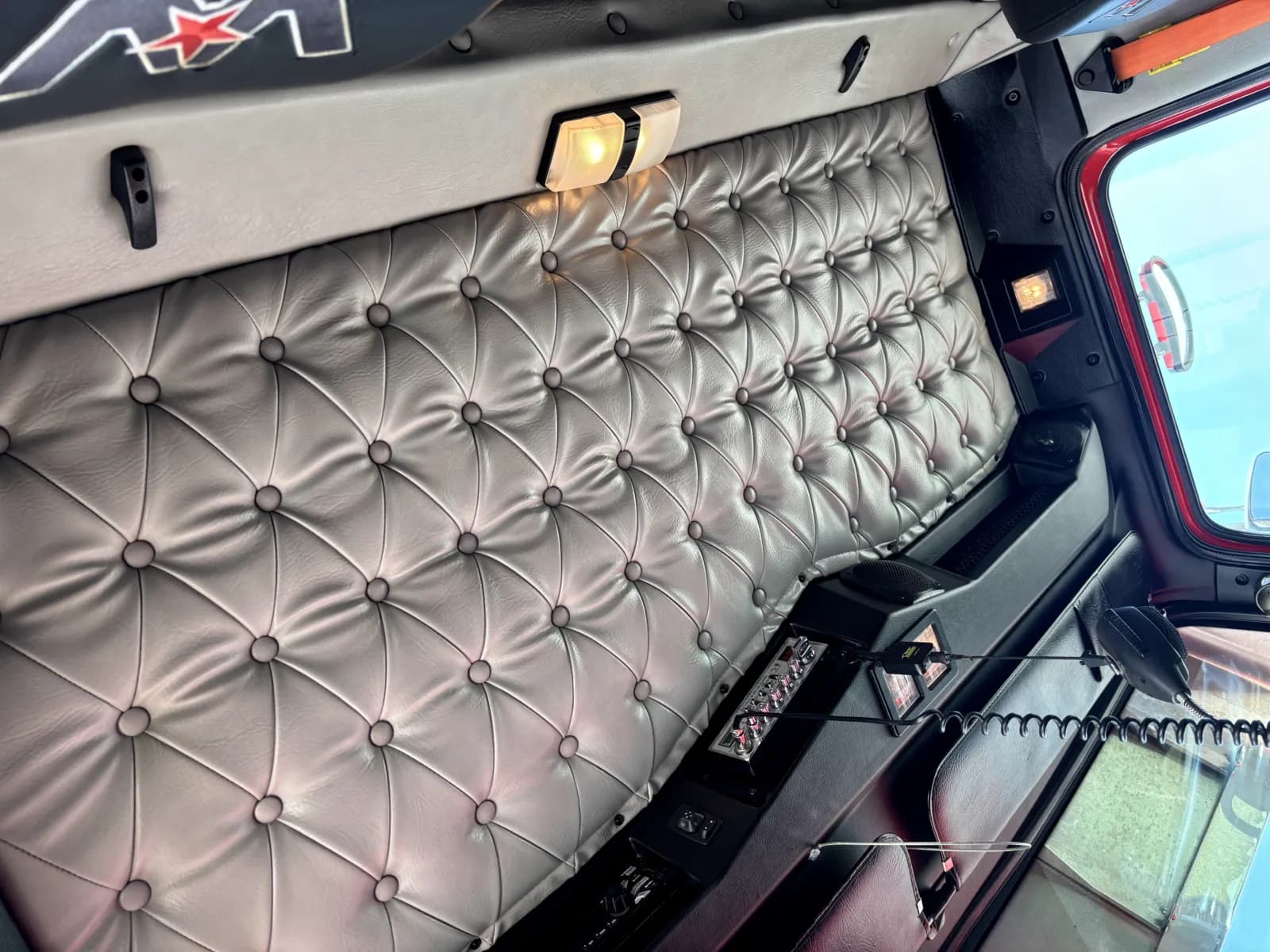 2019 Western Star 4900 — photo 21