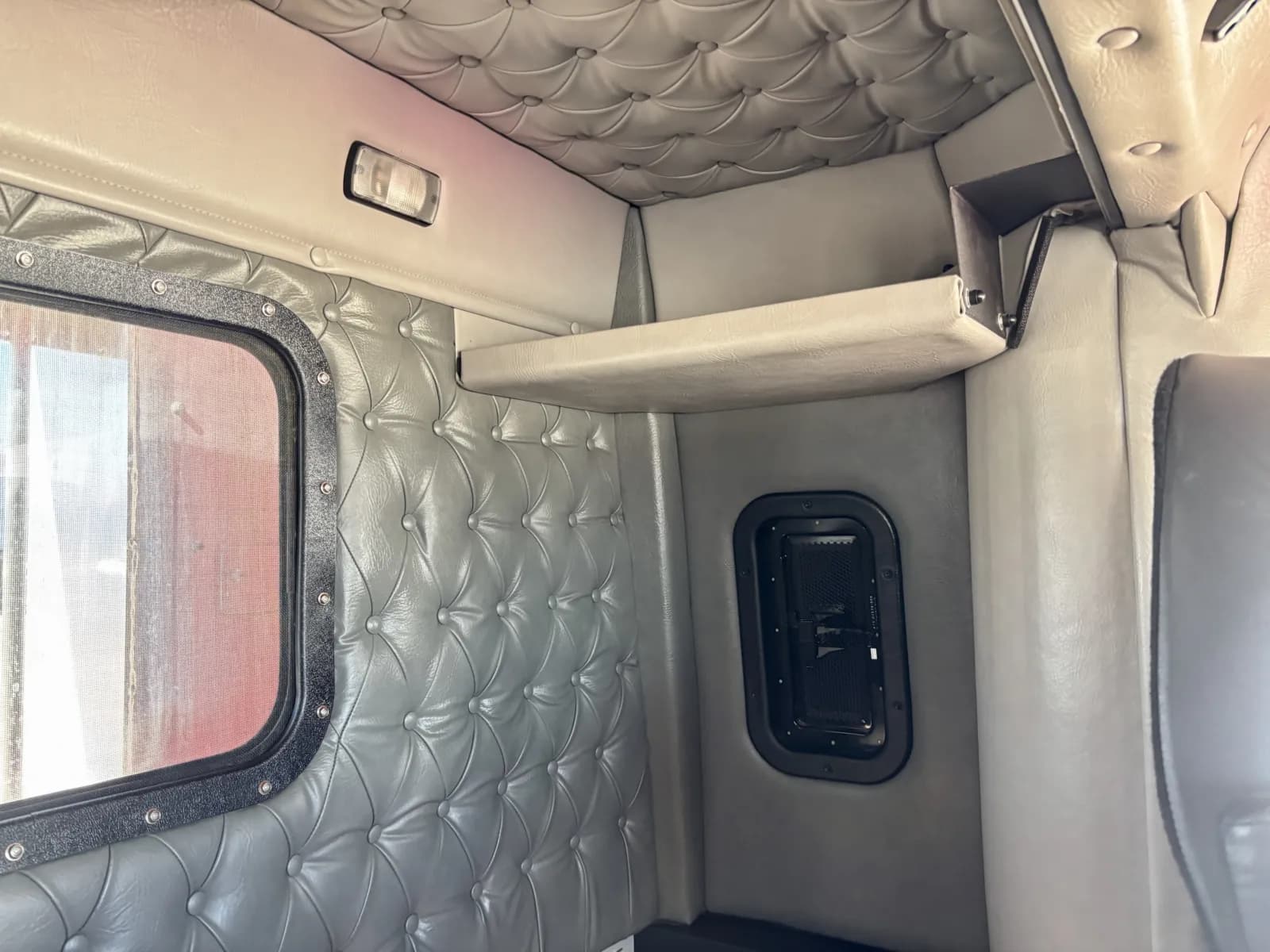 2019 Western Star 4900 — photo 24