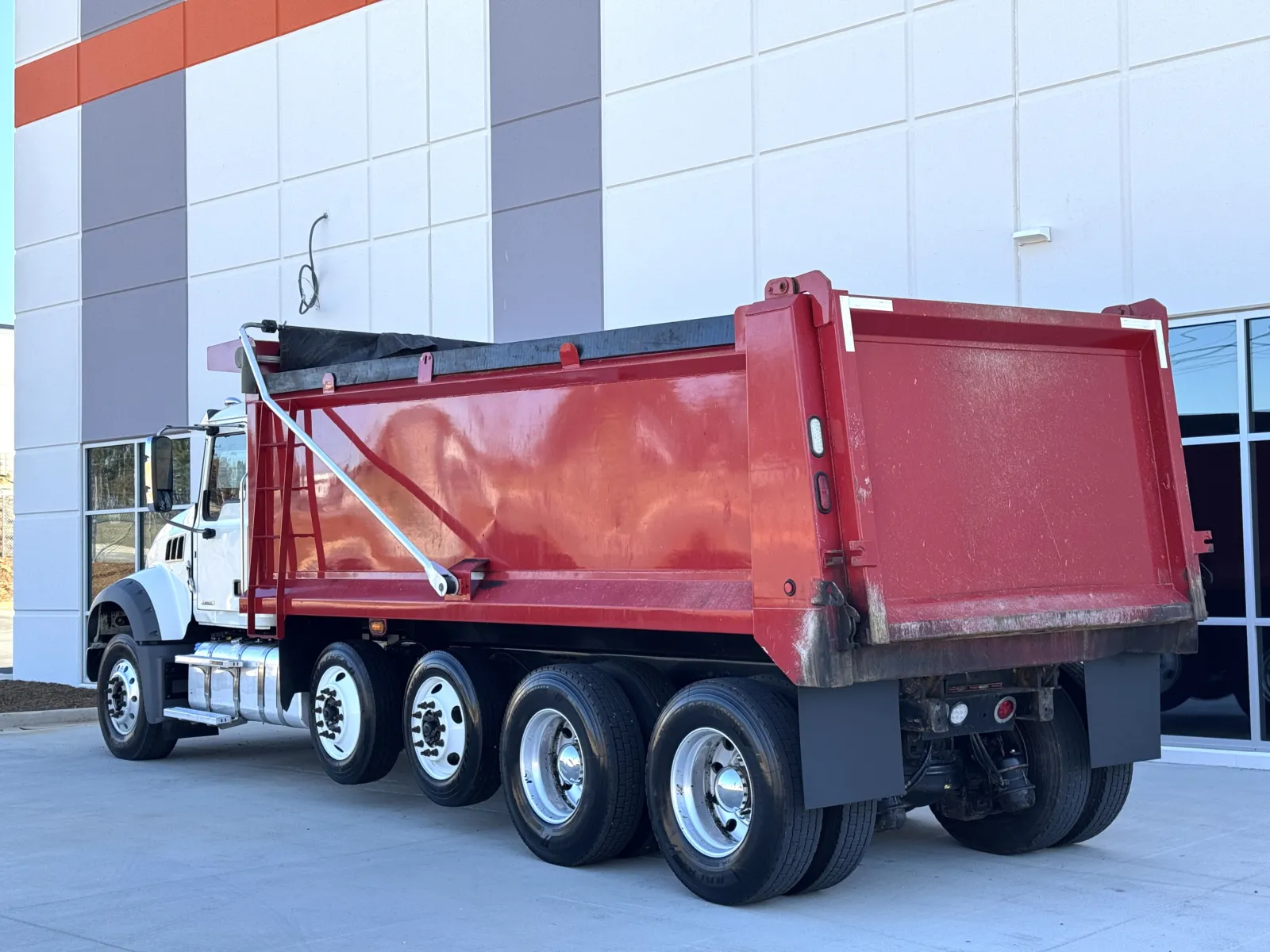 2022 Mack Granite — photo 7