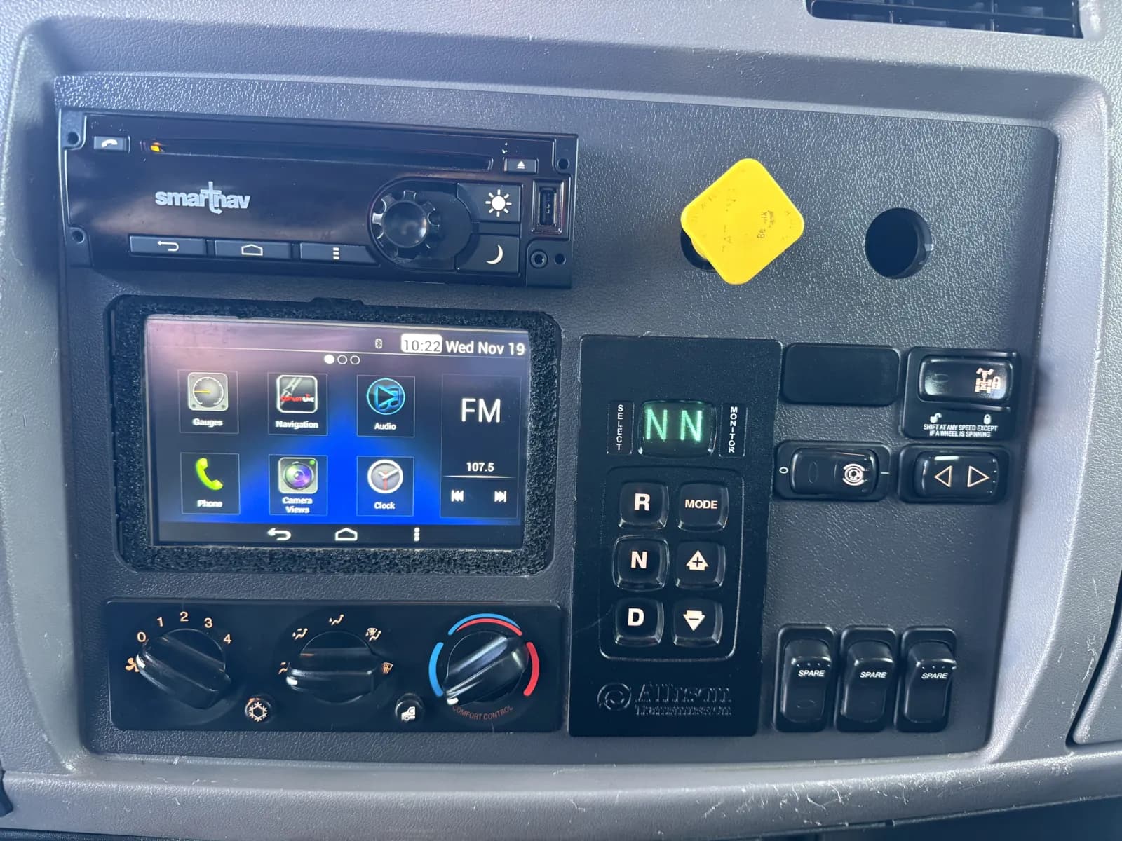 2021 Peterbilt 348 — photo 19