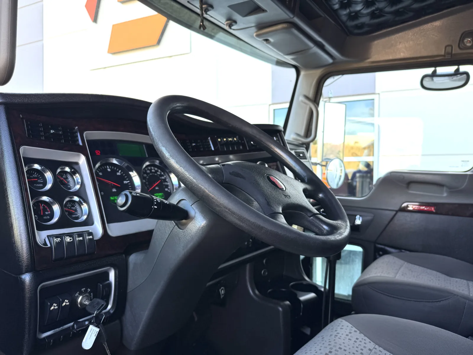 2014 Kenworth T800 — photo 14