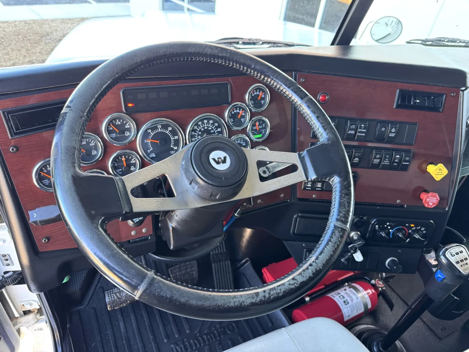 2018 Western Star 4900 — photo 16