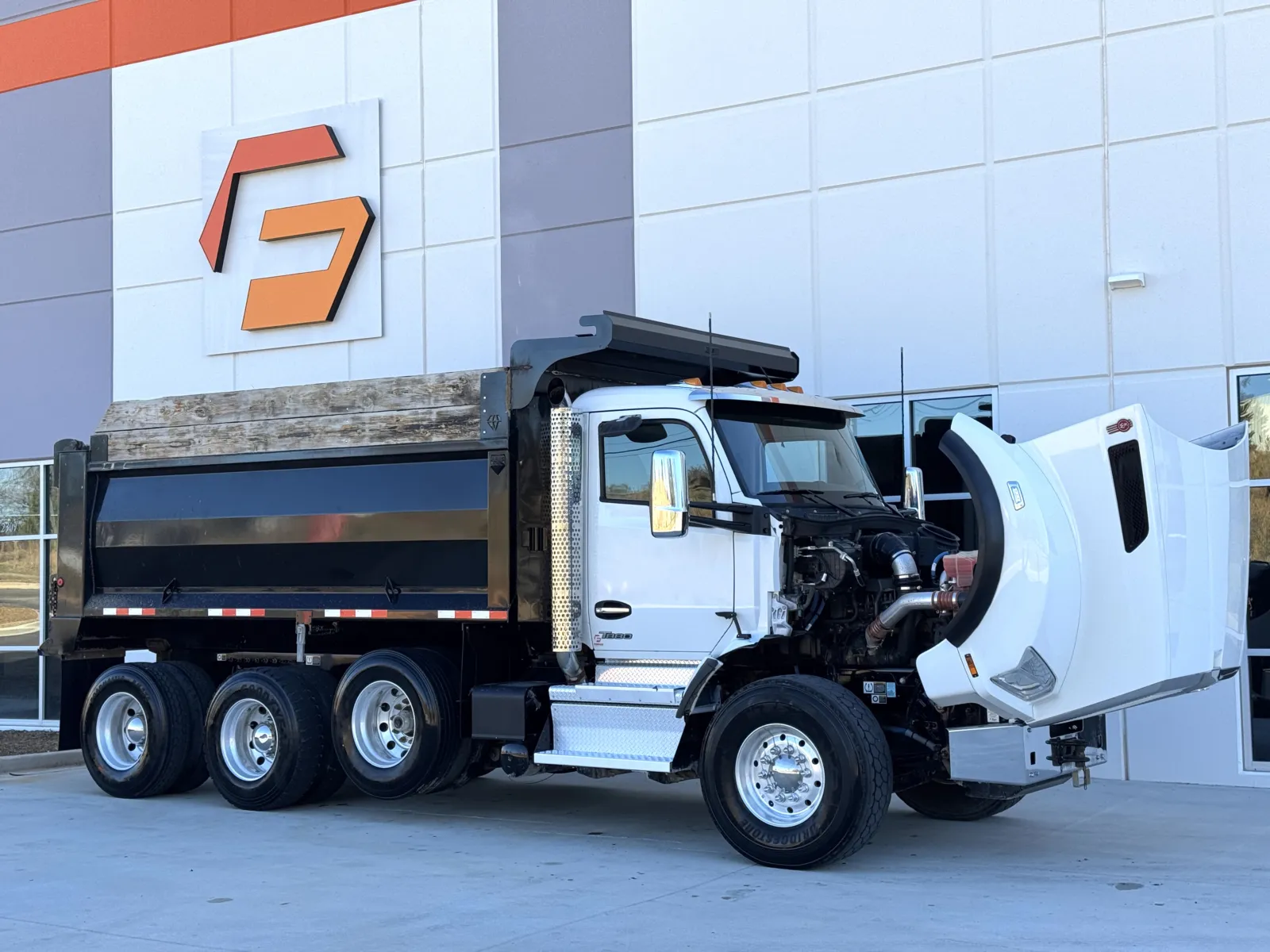 2023 Kenworth T880 — photo 10