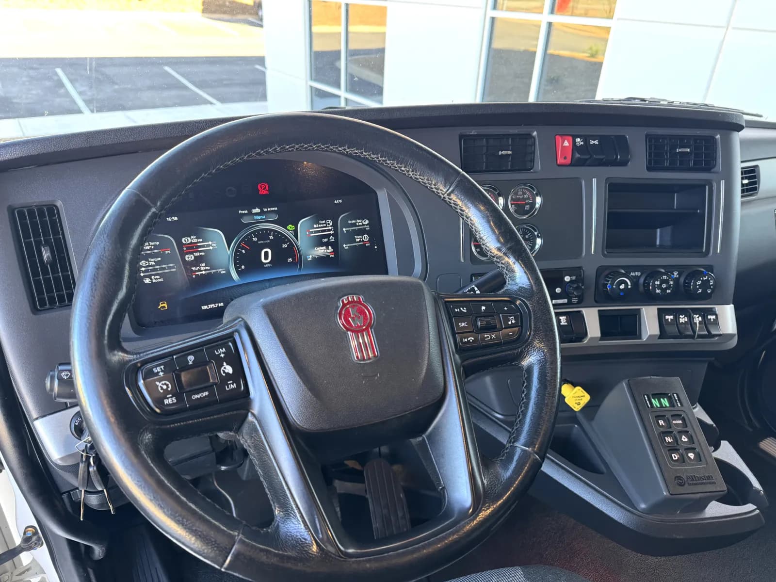 2023 Kenworth T880 — photo 17
