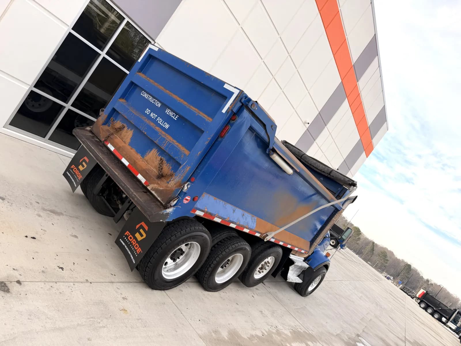 2011 Kenworth T800 — photo 12