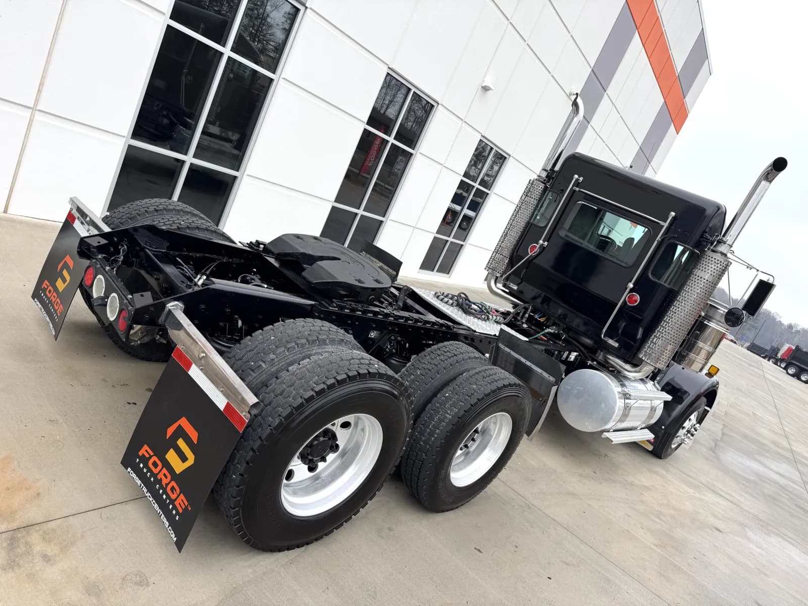 2023 Kenworth W900 — photo 11