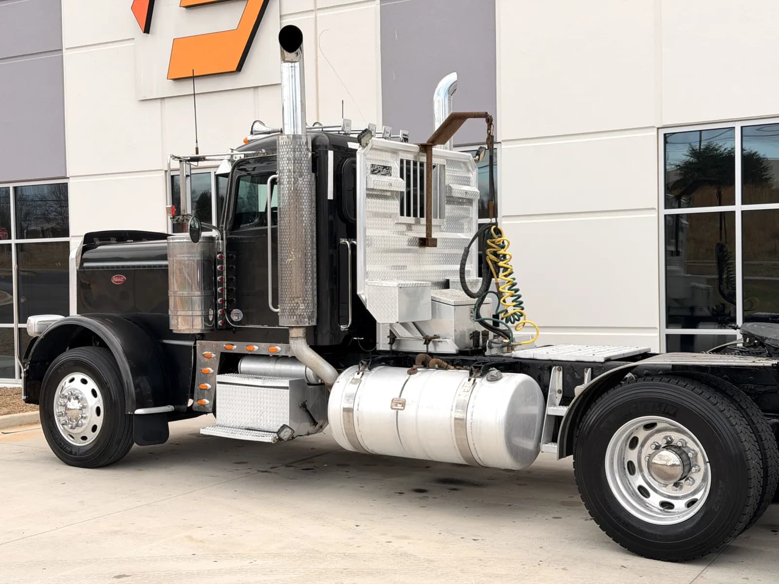2012 Peterbilt 389 — photo 8