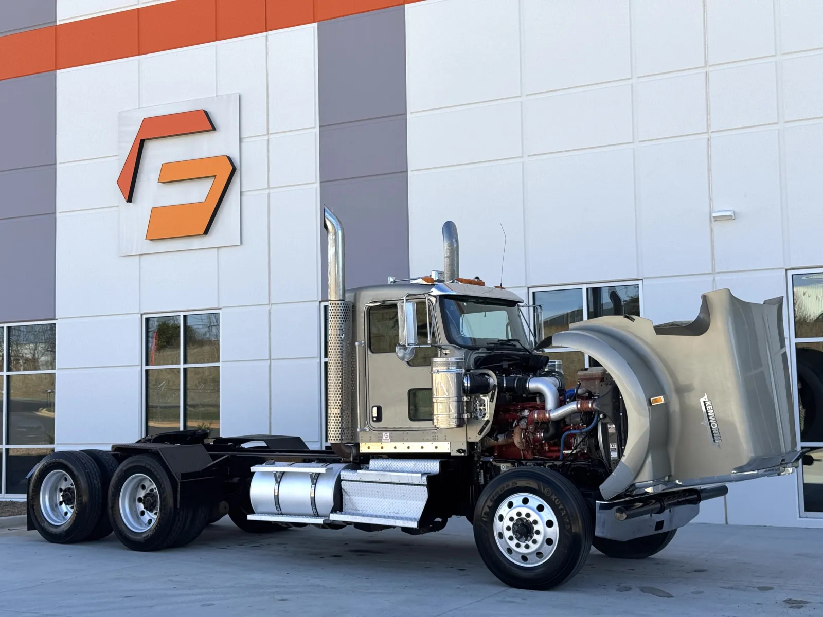 2021 Kenworth W900 — photo 9