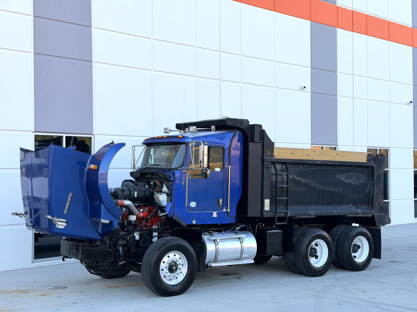 2011 Kenworth T800 — photo 11