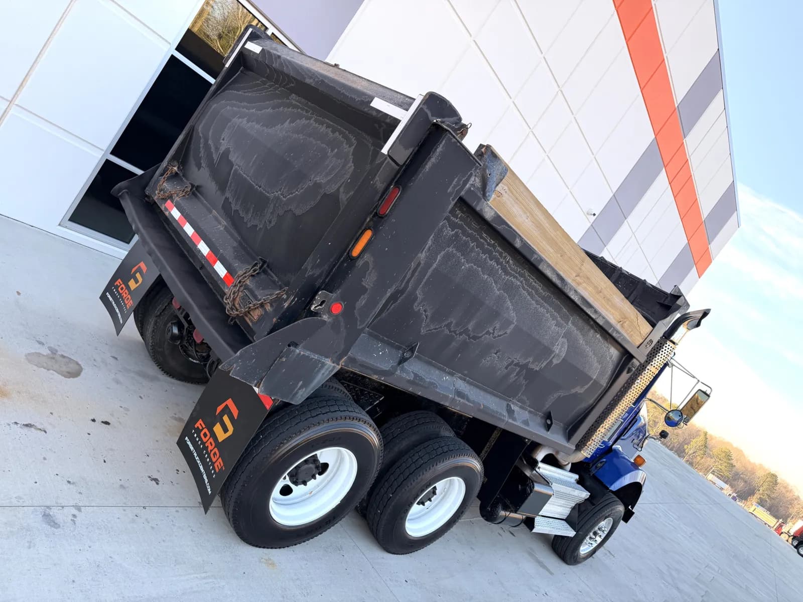 2011 Kenworth T800 — photo 12