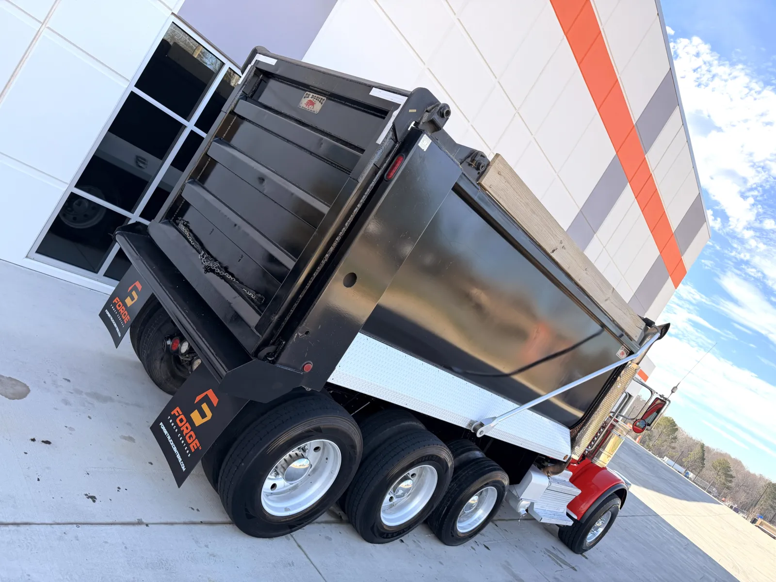 2021 Peterbilt 389 — photo 12