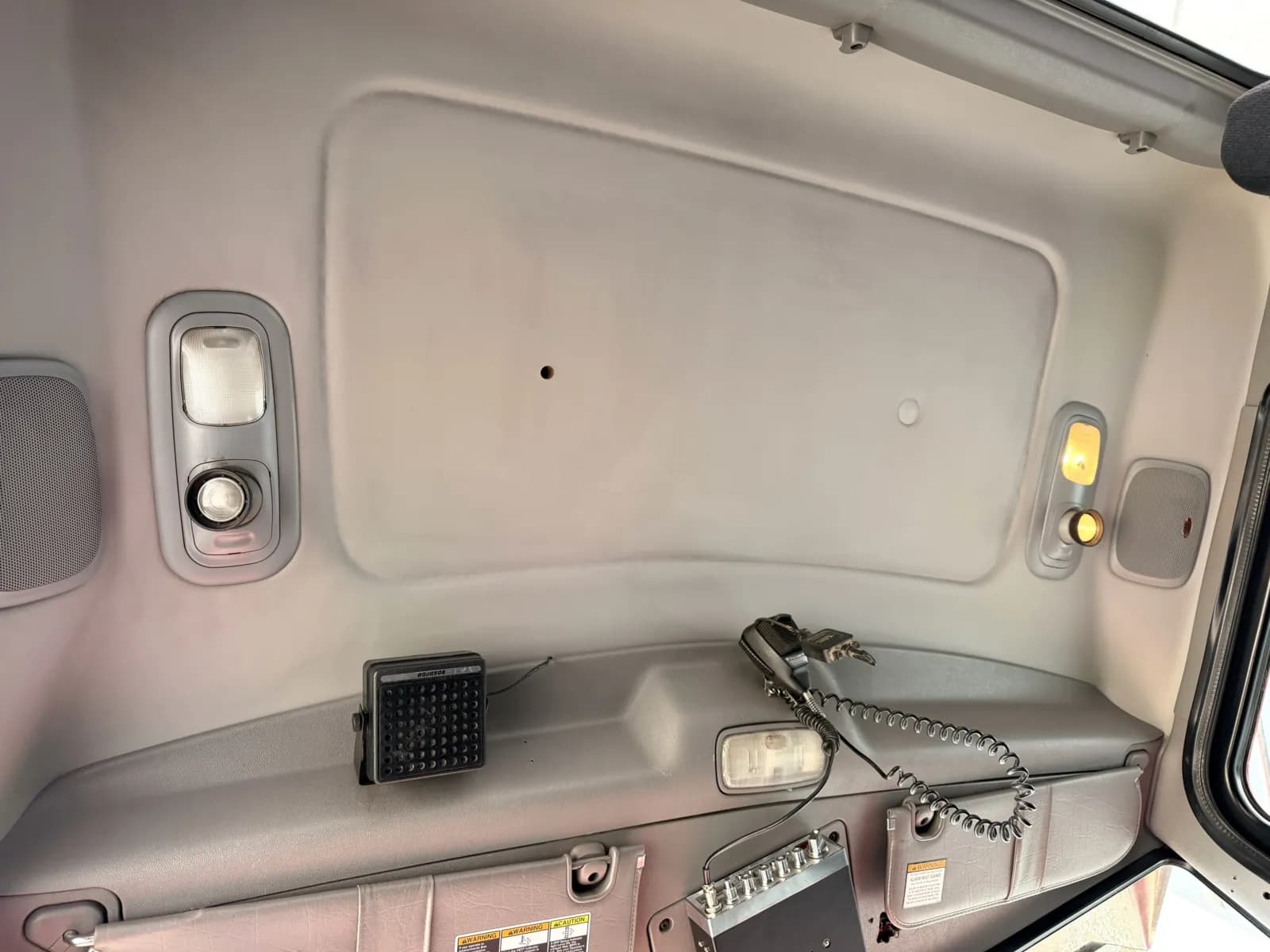 2017 Peterbilt 389 — photo 21