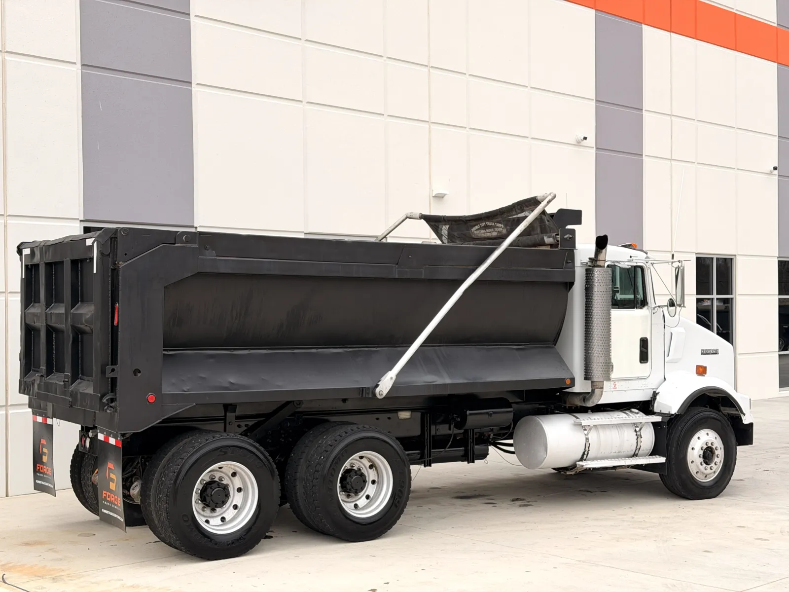 2001 Kenworth T800 — photo 6