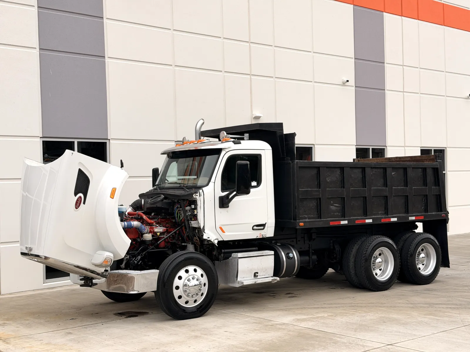 2016 Peterbilt 567 — photo 11