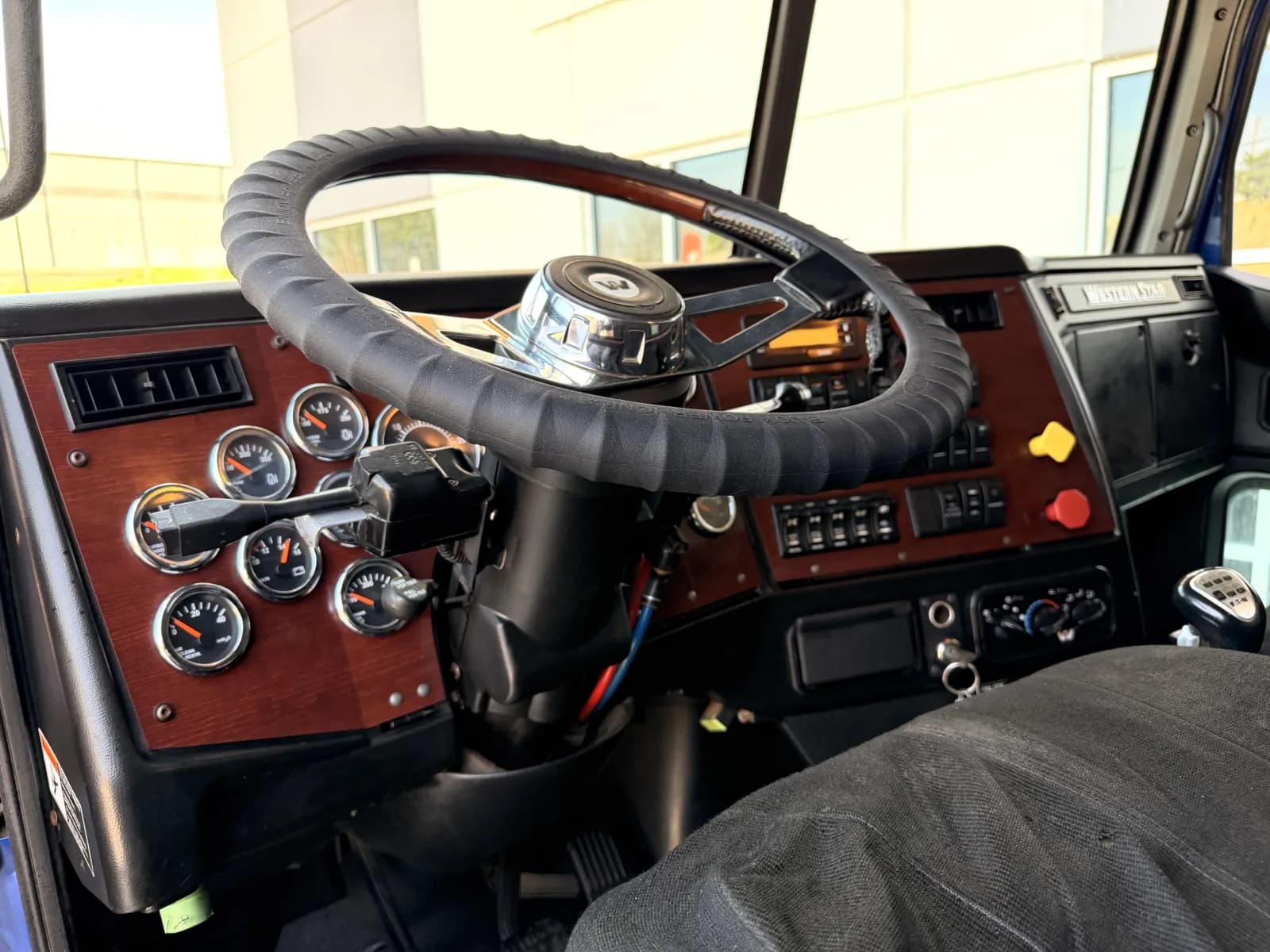 2018 Western Star 4900 — photo 15