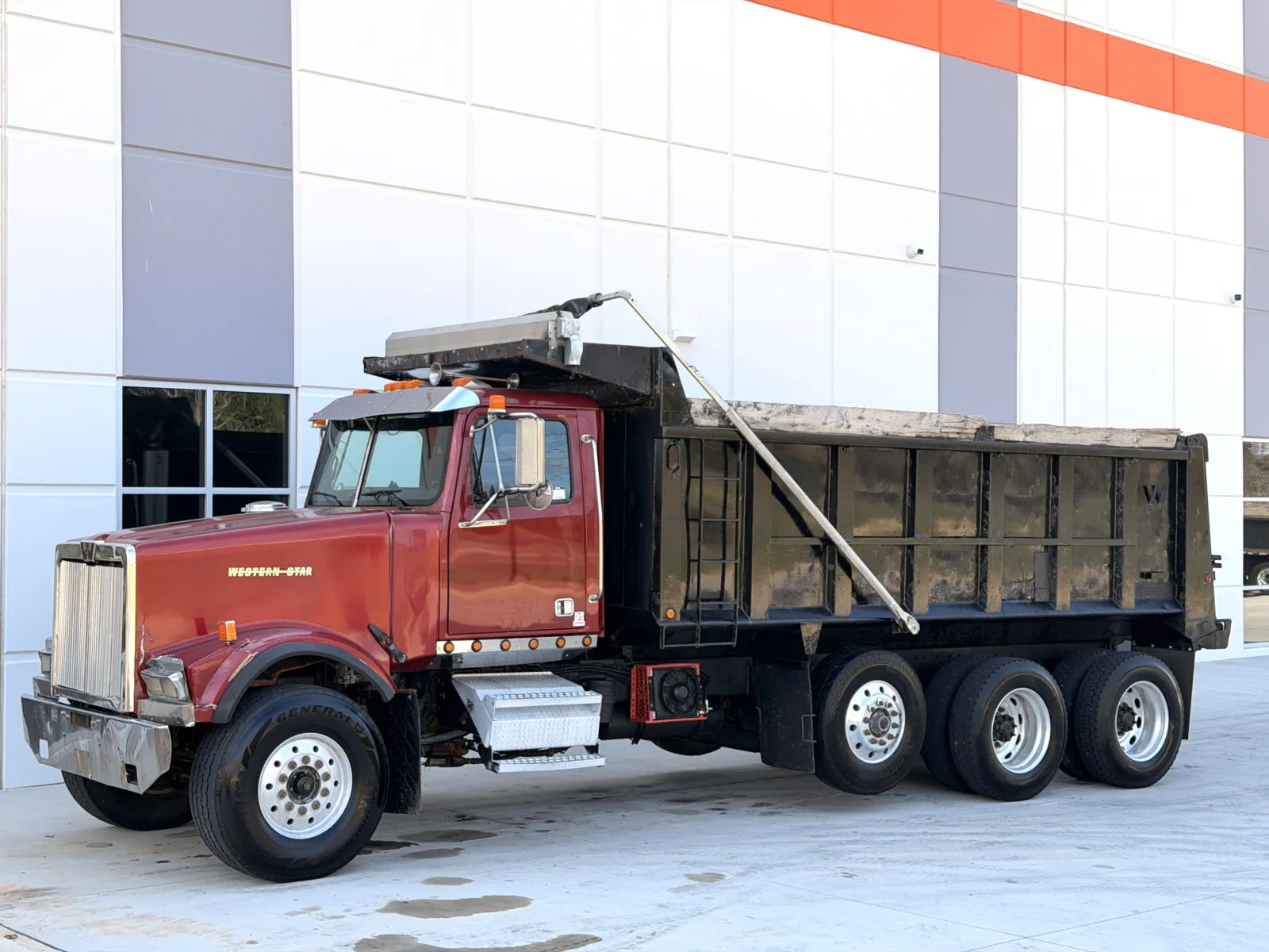 2004 Western Star 4900 — photo 3