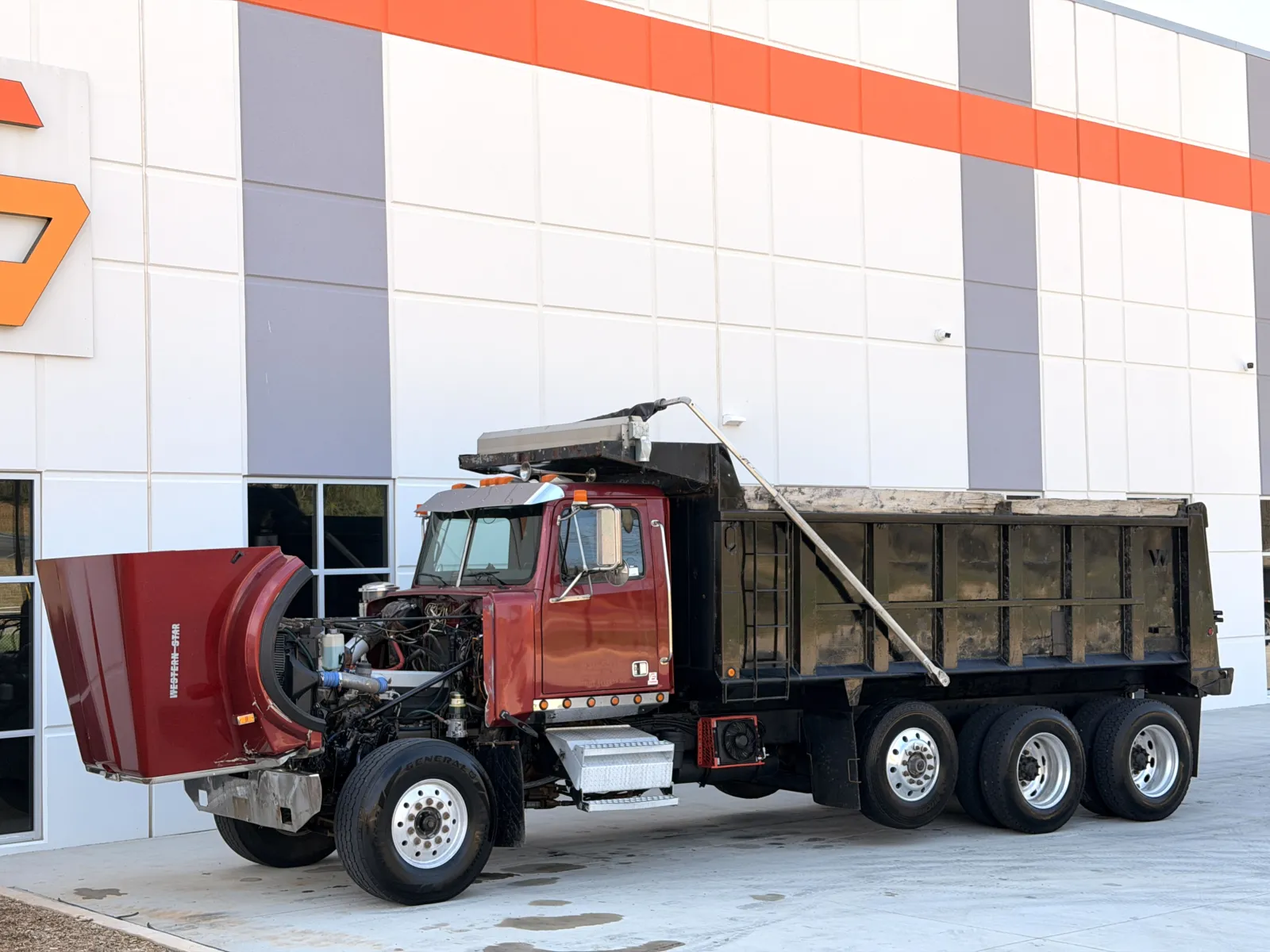 2004 Western Star 4900 — photo 11
