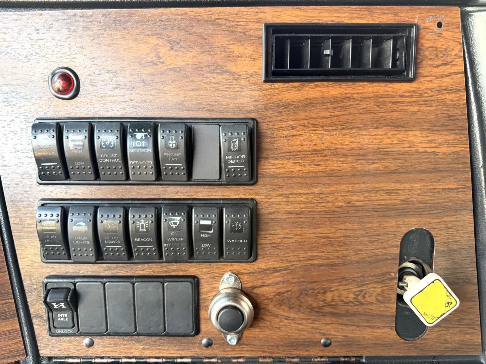 2004 Western Star 4900 — photo 19