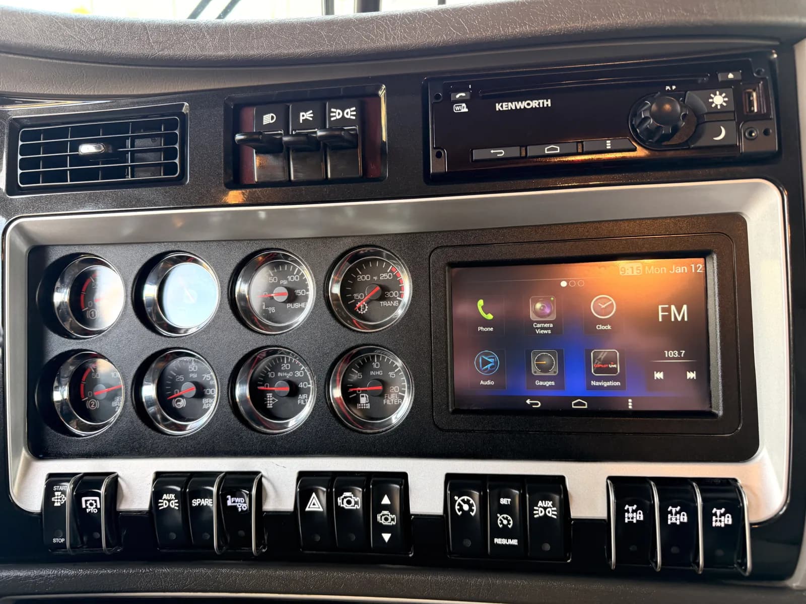 2021 Kenworth W900 — photo 19