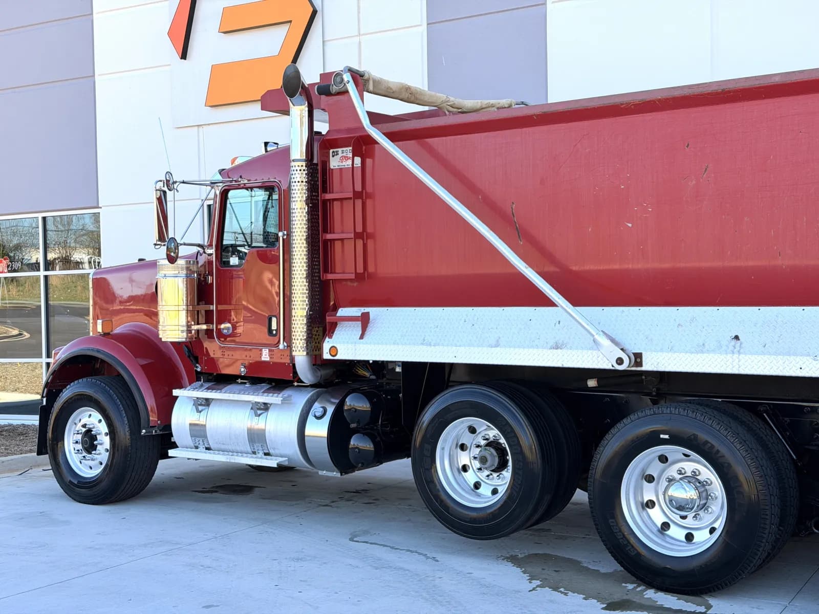 2021 Kenworth W900 — photo 9