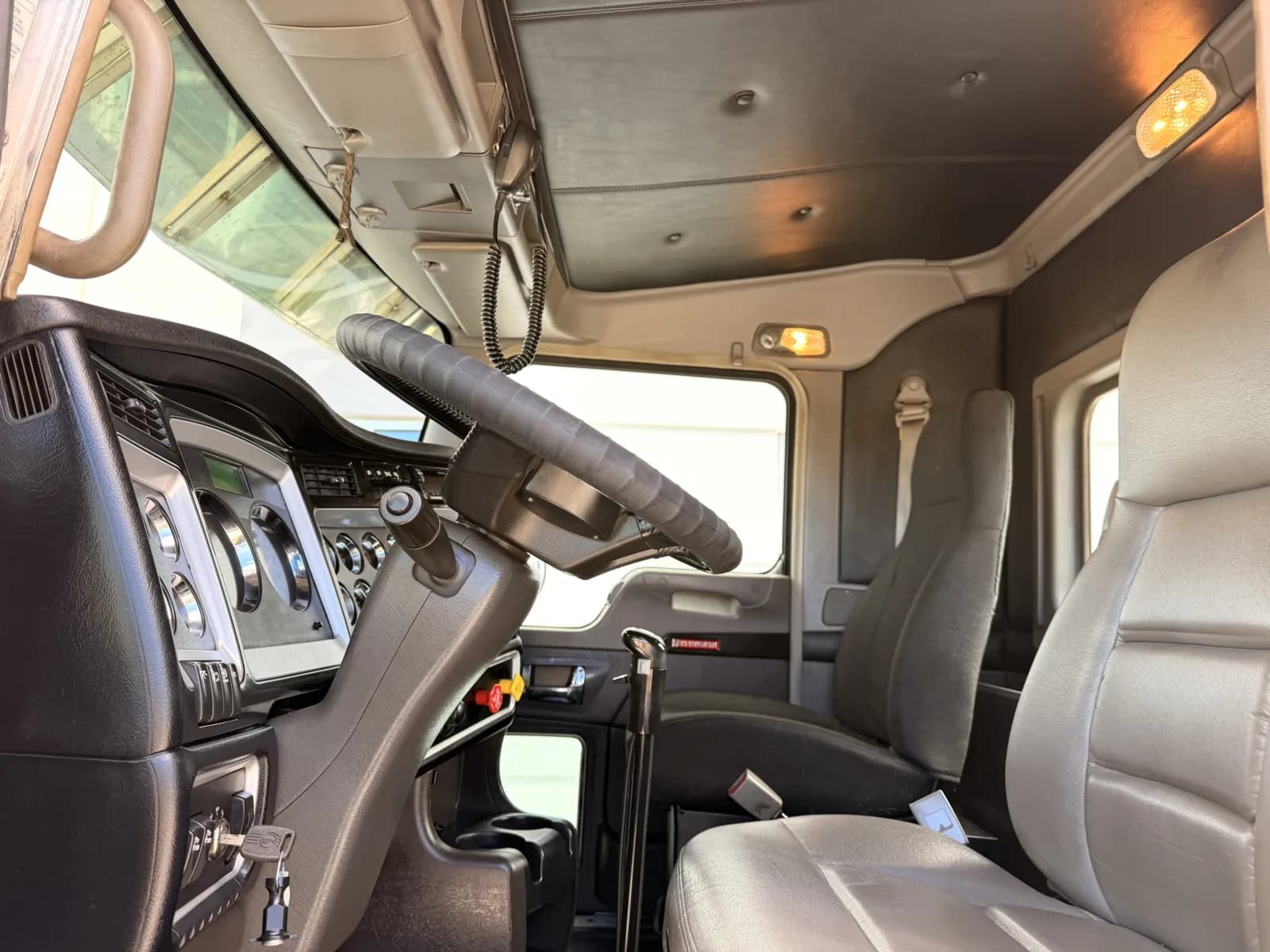 2018 Kenworth W900 — photo 14