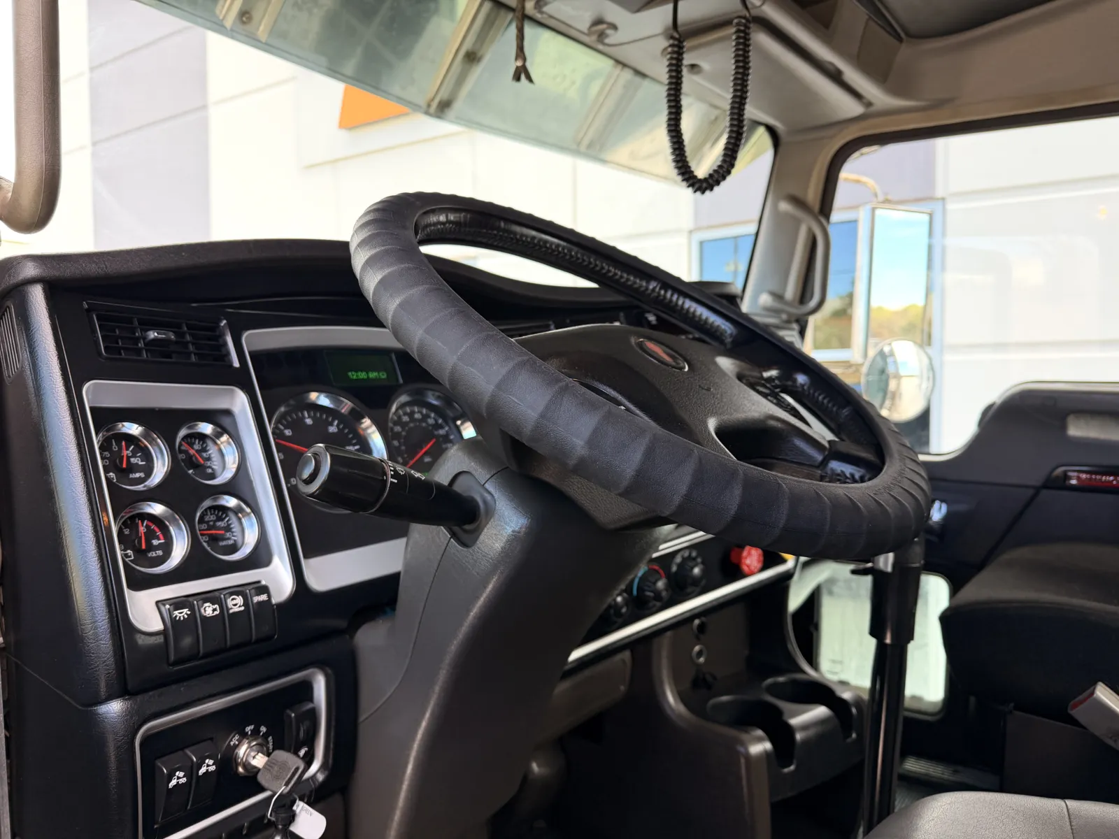 2018 Kenworth W900 — photo 15