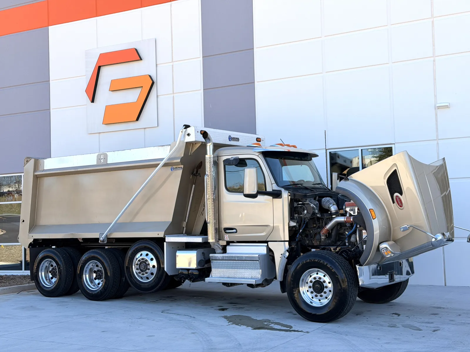 2024 Peterbilt 567 — photo 10