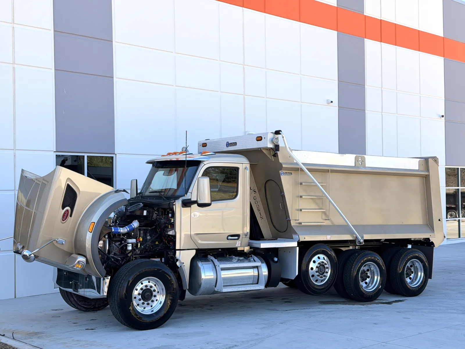 2024 Peterbilt 567 — photo 11