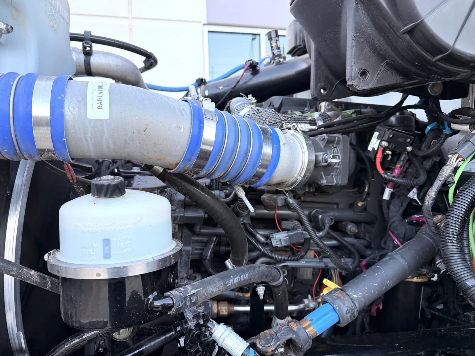 2018 Peterbilt 348 — photo 13