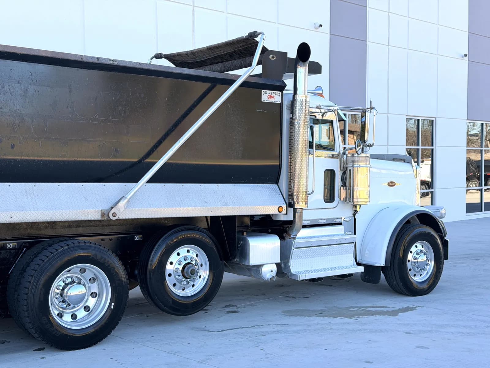 2021 Peterbilt 389 — photo 8