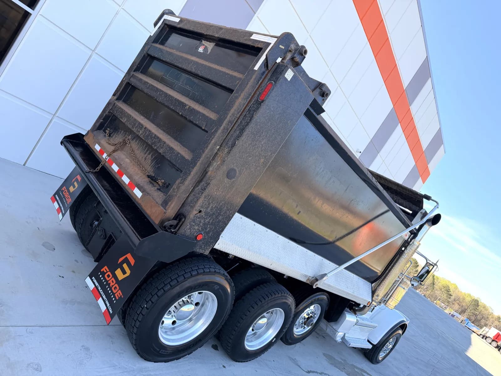 2021 Peterbilt 389 — photo 12