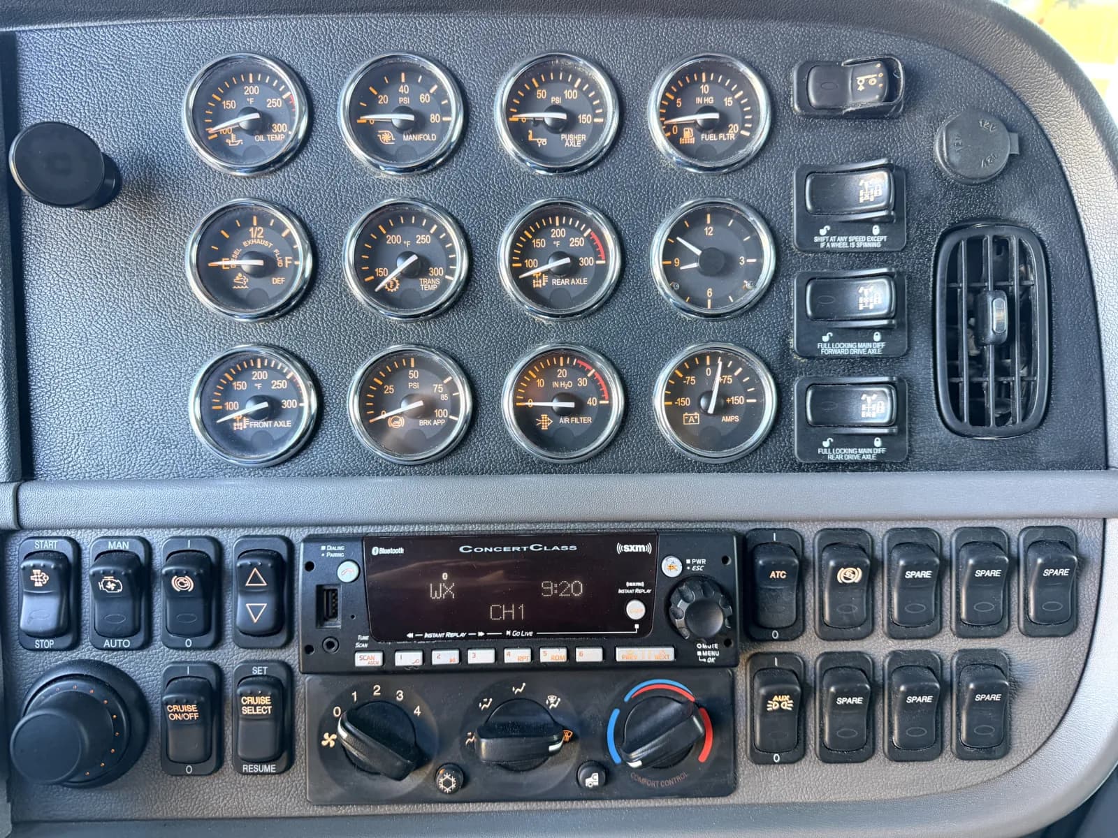 2021 Peterbilt 389 — photo 19