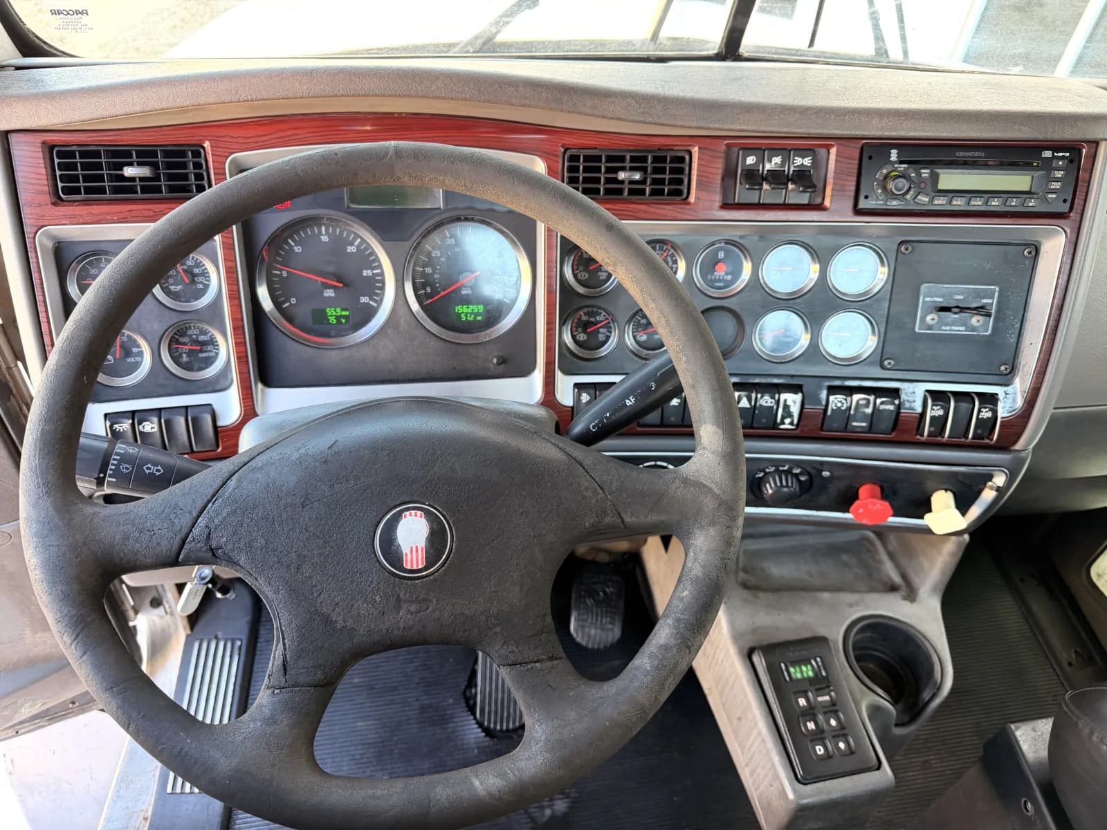 2009 Kenworth T800 — photo 16