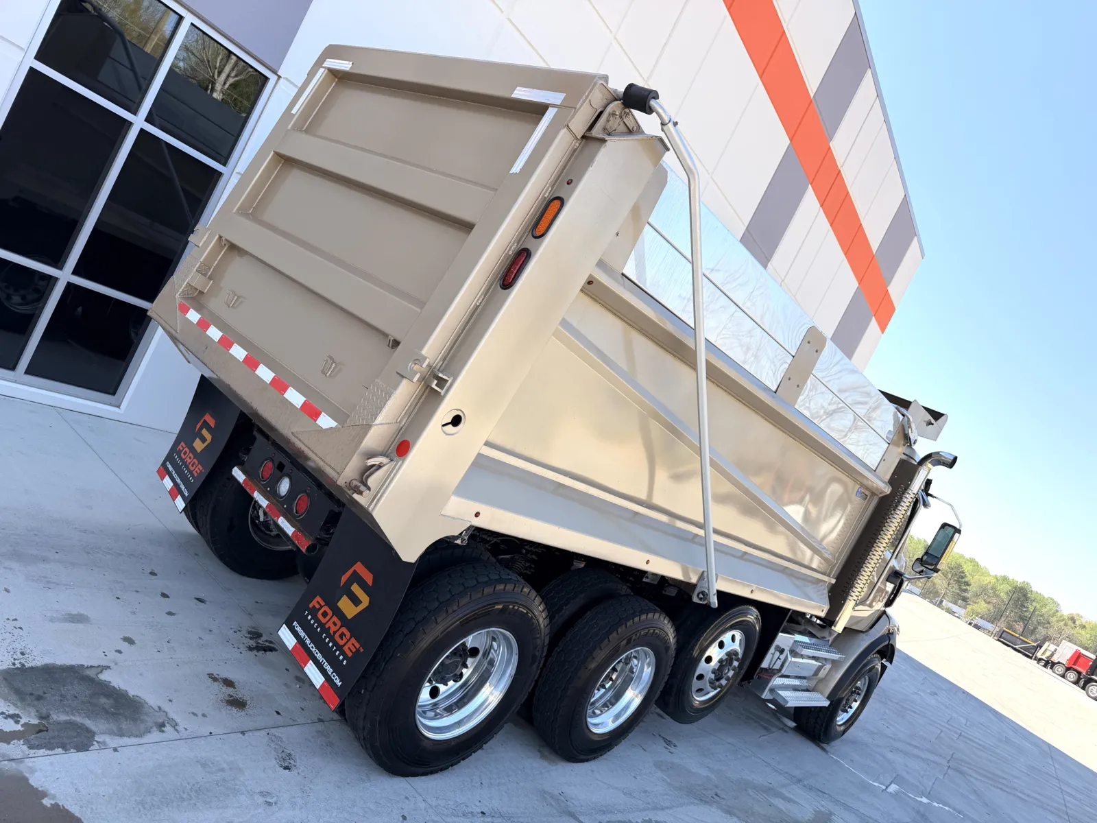 2024 Western Star 4700 — photo 12