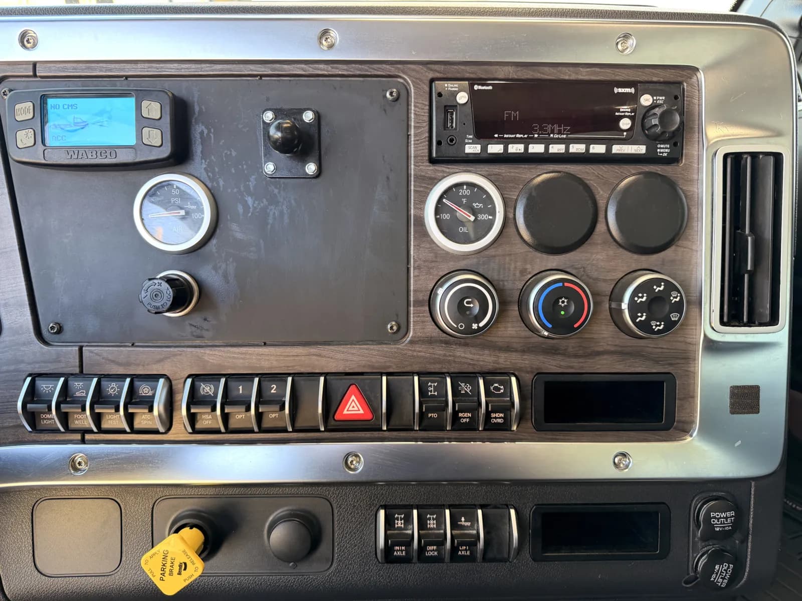 2024 Western Star 4700 — photo 19