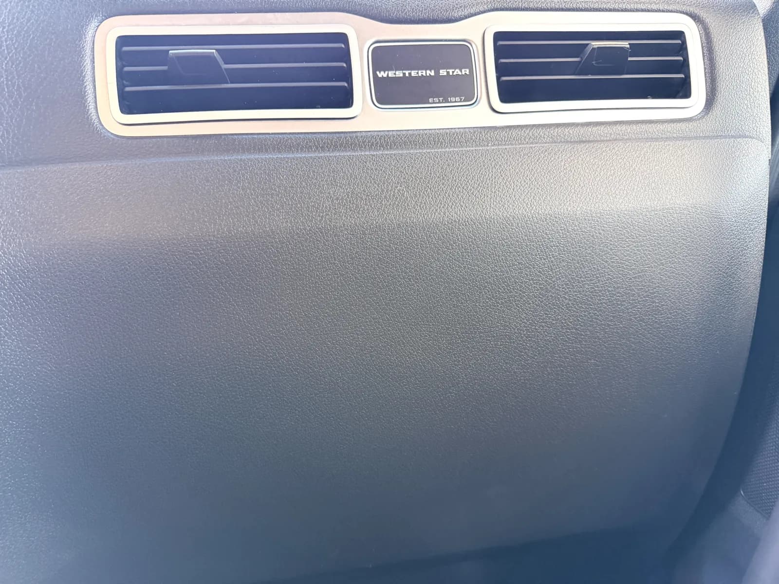 2024 Western Star 4700 — photo 20