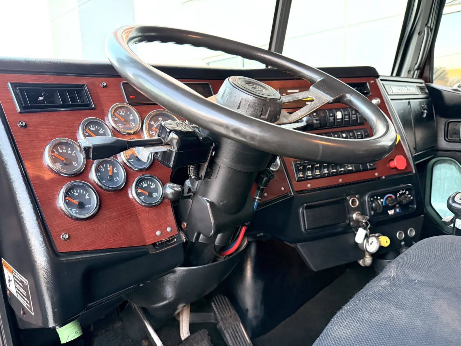 2017 Western Star 4900 — photo 15