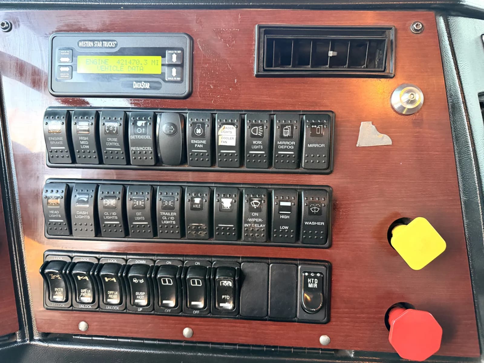 2017 Western Star 4900 — photo 18